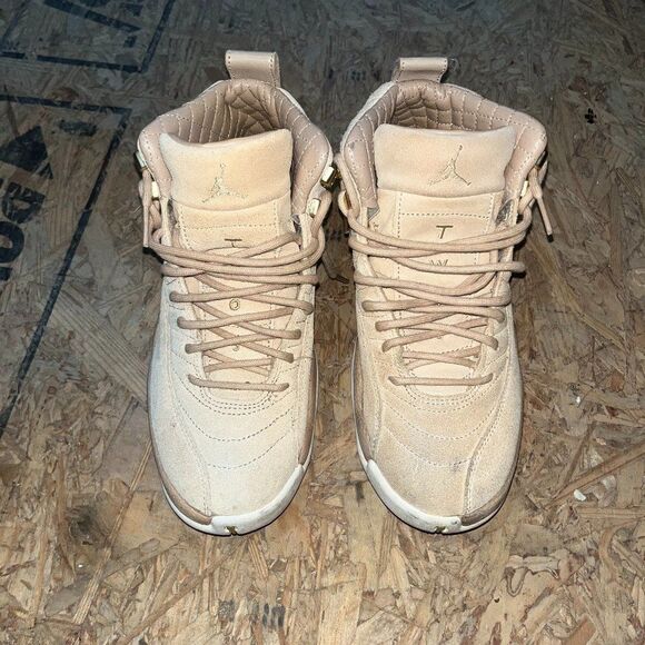 Jordan 12 retro in Vachetta Tan (W) 5y